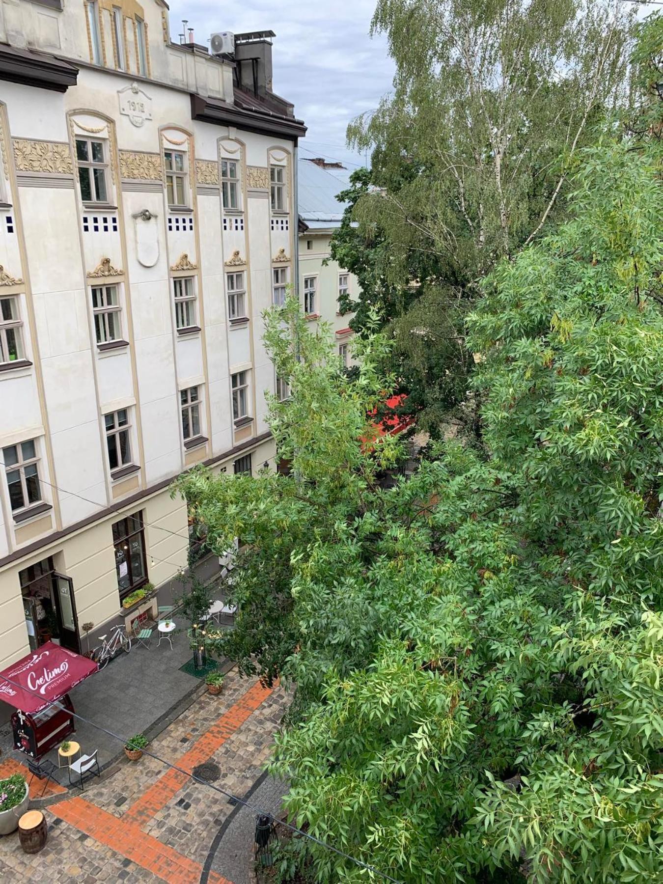 Apart Ivana Fedorovycha 30, Street Lviv Exterior foto